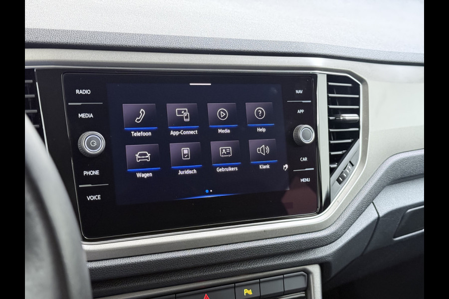 Volkswagen T-Roc 1.5TSI 150PK Sport Adap.Cruise Two Tone lak Navi Camera Stoelverwarming Apple Carplay Android Auto Privacy Glas Led Lmv Isofix Bluetooth Pdc