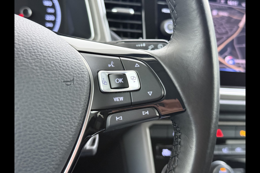 Volkswagen T-Roc 1.5TSI 150PK Sport Adap.Cruise Two Tone lak Navi Camera Stoelverwarming Apple Carplay Android Auto Privacy Glas Led Lmv Isofix Bluetooth Pdc