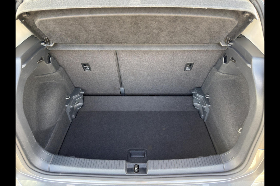 Volkswagen T-Cross 1.0 TSI Style | Led | Stoelverw | Android | Virtueel | Camera | Parkeersensors |