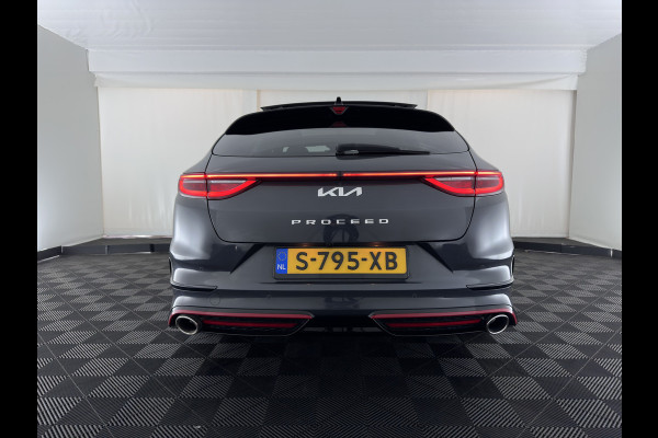 Kia ProCeed 1.6 T-GDi GT (INCL.BTW) *PANO | LEATHER-MICROFIBRE | FULL-LED | MEMORY-PACK | JBL-SOUND | ADAPTIVE-CRUISE | BLIND-SPOT | HEATED-SPORTSEATS | CAMERA | KEYLESS | DIGI-COCKPIT | NAVI-FULLMAP | PRIVACY-GLASS