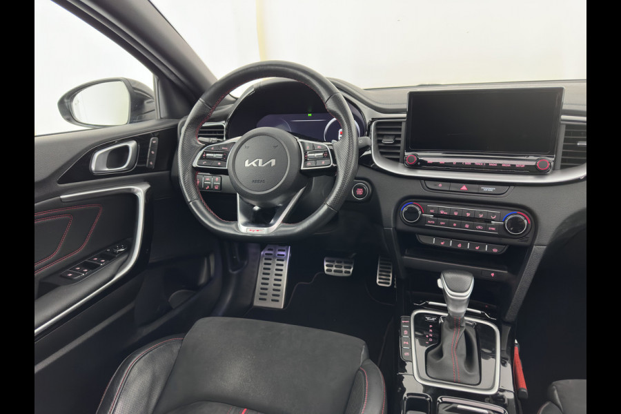 Kia ProCeed 1.6 T-GDi GT (INCL.BTW) *PANO | LEATHER-MICROFIBRE | FULL-LED | MEMORY-PACK | JBL-SOUND | ADAPTIVE-CRUISE | BLIND-SPOT | HEATED-SPORTSEATS | CAMERA | KEYLESS | DIGI-COCKPIT | NAVI-FULLMAP | PRIVACY-GLASS