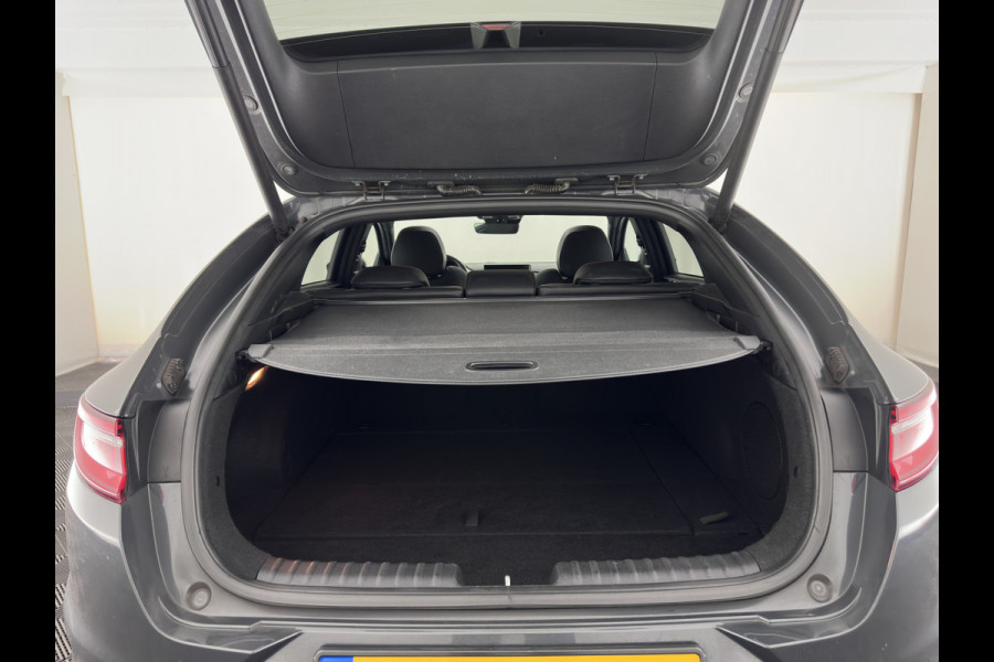 Kia ProCeed 1.6 T-GDi GT (INCL.BTW) *PANO | LEATHER-MICROFIBRE | FULL-LED | MEMORY-PACK | JBL-SOUND | ADAPTIVE-CRUISE | BLIND-SPOT | HEATED-SPORTSEATS | CAMERA | KEYLESS | DIGI-COCKPIT | NAVI-FULLMAP | PRIVACY-GLASS