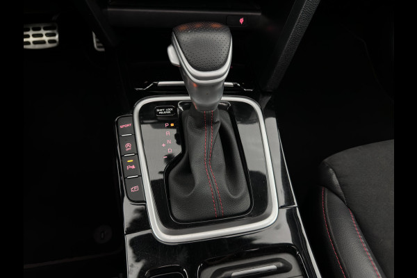 Kia ProCeed 1.6 T-GDi GT (INCL.BTW) *PANO | LEATHER-MICROFIBRE | FULL-LED | MEMORY-PACK | JBL-SOUND | ADAPTIVE-CRUISE | BLIND-SPOT | HEATED-SPORTSEATS | CAMERA | KEYLESS | DIGI-COCKPIT | NAVI-FULLMAP | PRIVACY-GLASS