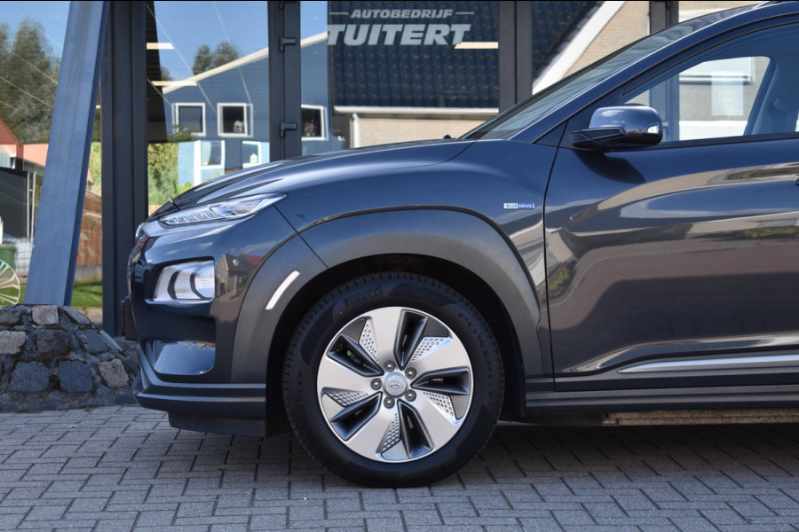 Hyundai Kona EV Comfort 64 kWh SOH 99% | NAP | CAMERA | APPLE CARPLAY | ANDROID AUTO | ADAPT. CRUISE CONTROLE