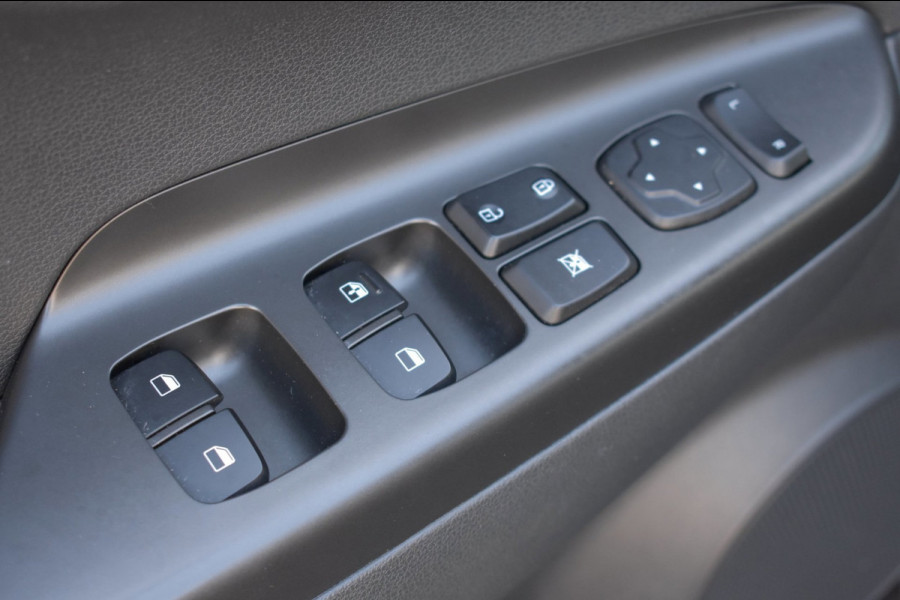 Hyundai Kona EV Comfort 64 kWh SOH 99% | NAP | CAMERA | APPLE CARPLAY | ANDROID AUTO | ADAPT. CRUISE CONTROLE