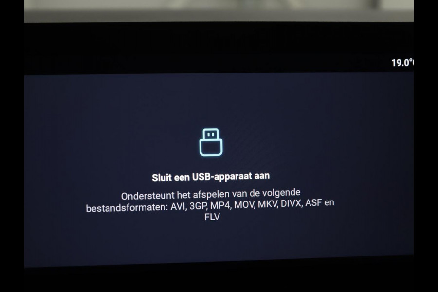 MG 3 1.5 Hybrid+ Comfort | Half Leder | Stuur/stoel verwarming | 360 camera | Carplay | Full LED | Adaptive cruise | Climate control |
