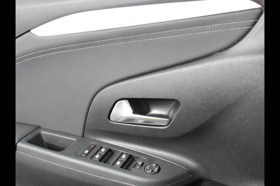 Opel Corsa 1.2 Turbo 100pk Hybrid Automaat GS Navigatie Camera Airco Cruise control Parkeersensoren Apple Carplay/ Android Auto Lichtmetalen velgen LED