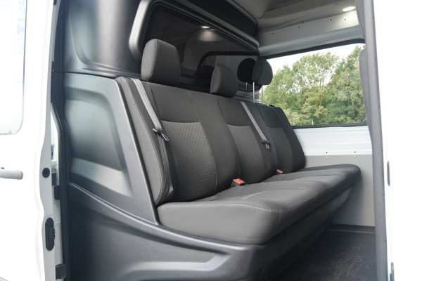 Ford Transit 350 2.0 TDCI L3H2 Trend DC 165pk - 6 Zits - Trekhaak - Cruise - Camera - Stoelverwarming - Bluetooth - Rijklaar