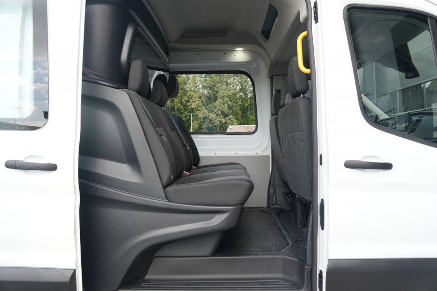 Ford Transit 350 2.0 TDCI L3H2 Trend DC 165pk - 6 Zits - Trekhaak - Cruise - Camera - Stoelverwarming - Bluetooth - Rijklaar