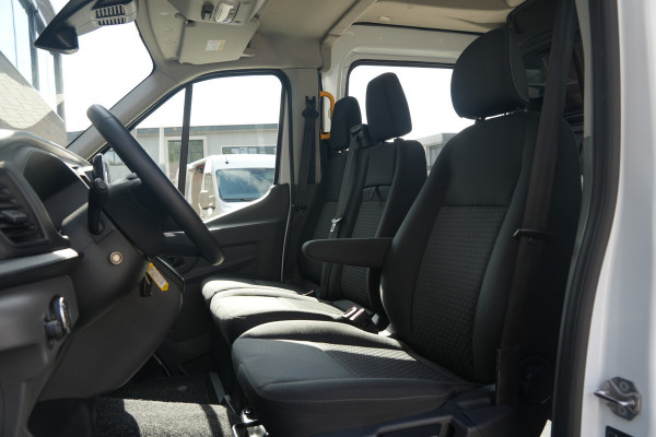 Ford Transit 350 2.0 TDCI L3H2 Trend DC 165pk - 6 Zits - Trekhaak - Cruise - Camera - Stoelverwarming - Bluetooth - Rijklaar