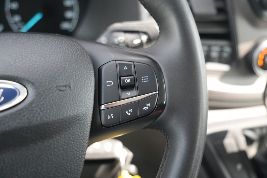 Ford Transit 350 2.0 TDCI L3H2 Trend DC 165pk - 6 Zits - Trekhaak - Cruise - Camera - Stoelverwarming - Bluetooth - Rijklaar