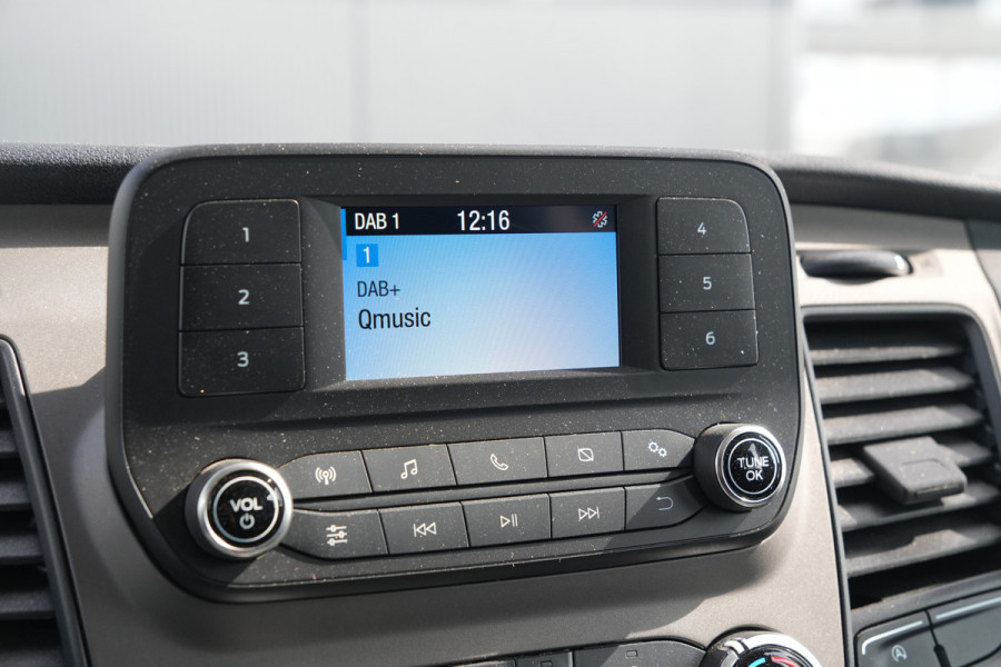 Ford Transit 350 2.0 TDCI L3H2 Trend DC 165pk - 6 Zits - Trekhaak - Cruise - Camera - Stoelverwarming - Bluetooth - Rijklaar