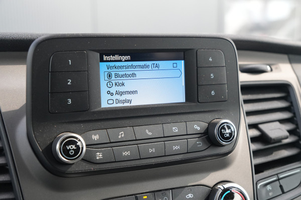 Ford Transit 350 2.0 TDCI L3H2 Trend DC 165pk - 6 Zits - Trekhaak - Cruise - Camera - Stoelverwarming - Bluetooth - Rijklaar