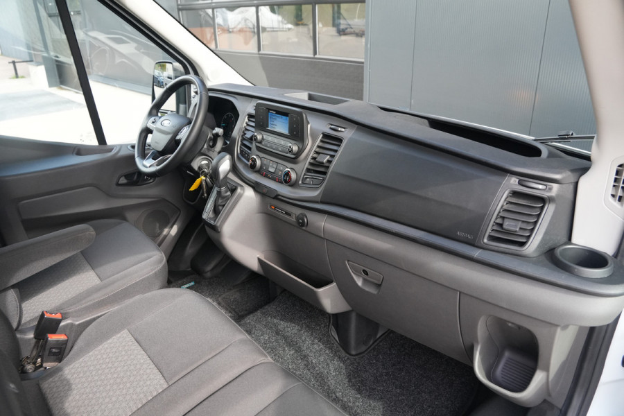 Ford Transit 350 2.0 TDCI L3H2 Trend DC 165pk - 6 Zits - Trekhaak - Cruise - Camera - Stoelverwarming - Bluetooth - Rijklaar