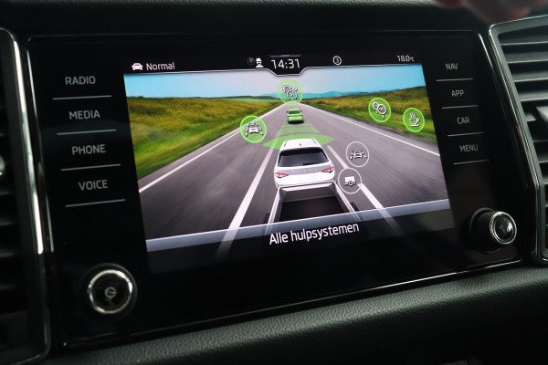 Škoda Kodiaq 1.5 TSI Pano Trekhaak ACC