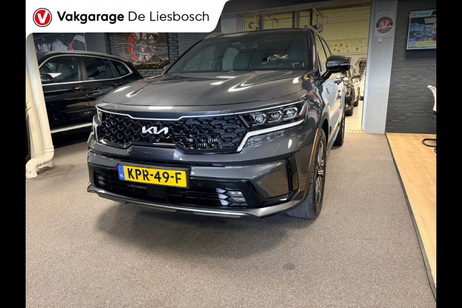 Kia Sorento 1.6 T-GDI Plug-in Hybrid 4WD ExecutiveLine 7persoons / Panoramadak / 360 camera / head-up /dealer onderhouden