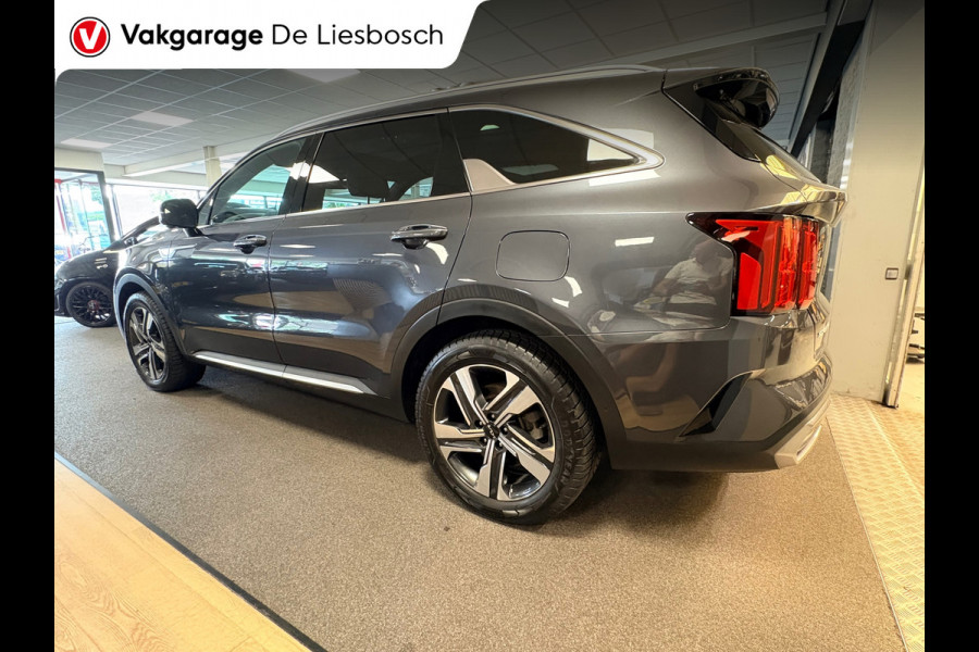 Kia Sorento 1.6 T-GDI Plug-in Hybrid 4WD ExecutiveLine 7persoons / Panoramadak / 360 camera / head-up /dealer onderhouden