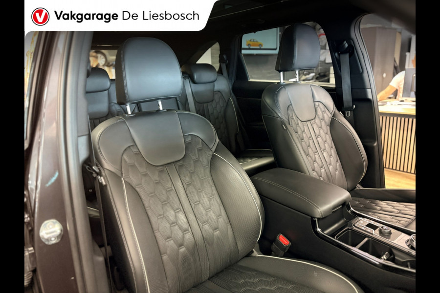 Kia Sorento 1.6 T-GDI Plug-in Hybrid 4WD ExecutiveLine 7persoons / Panoramadak / 360 camera / head-up /dealer onderhouden