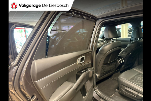 Kia Sorento 1.6 T-GDI Plug-in Hybrid 4WD ExecutiveLine 7persoons / Panoramadak / 360 camera / head-up /dealer onderhouden