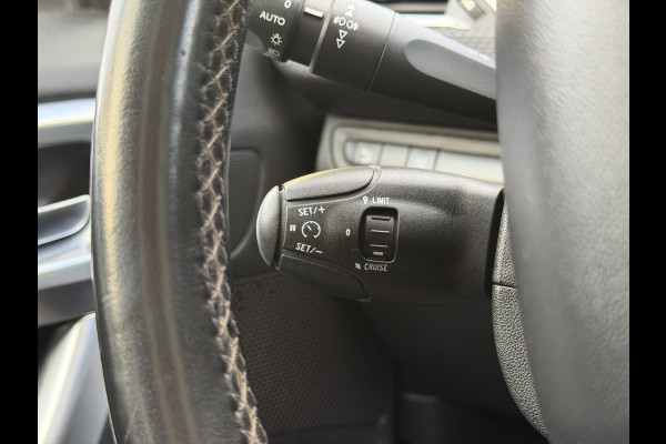 Peugeot 2008 BWJ 2019 | 1.2 111PK Allure | NWE DISTRIBUTIE | TREKHAAK | PANO | NAVI | CAMERA | CLIMA | CRUISE | PDC |