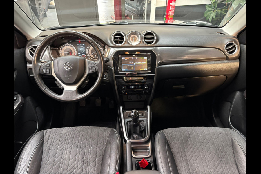 Suzuki Vitara 1.0 Boosterjet Stijl / Camera / Panorama Dak