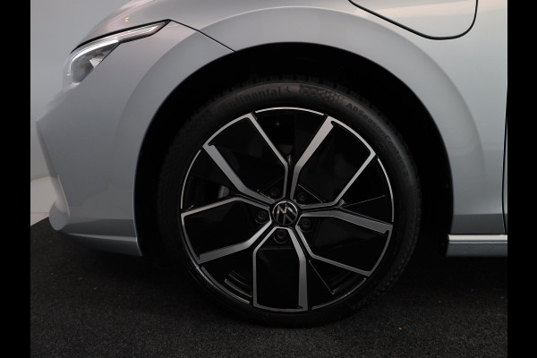 Volkswagen Golf 1.5 eHybrid 50 Edition 204pk| Camera| 18'LM-velgen| Voorstoelen met massage en verwarmd