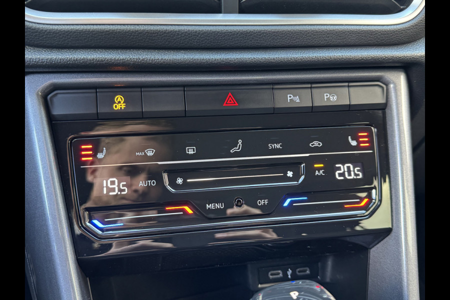 Volkswagen T-Roc 1.5 TSI 150PK DSG STYLE BUSINESS NAVI/IQ.LIGHT/TREKHAAK