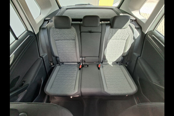 Volkswagen Tiguan 1.4 TSI eHybrid LIFE PHEV * Navigatiesysteem * Parkeercamera * Elektrische achterklep *