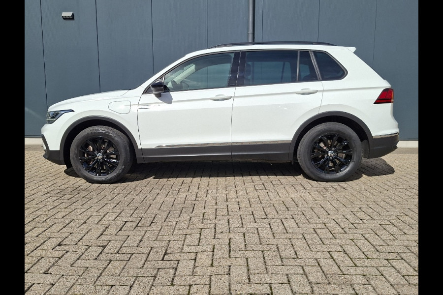 Volkswagen Tiguan 1.4 TSI eHybrid LIFE PHEV * Navigatiesysteem * Parkeercamera * Elektrische achterklep *