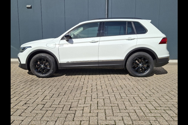 Volkswagen Tiguan 1.4 TSI eHybrid LIFE PHEV * Navigatiesysteem * Parkeercamera * Elektrische achterklep *