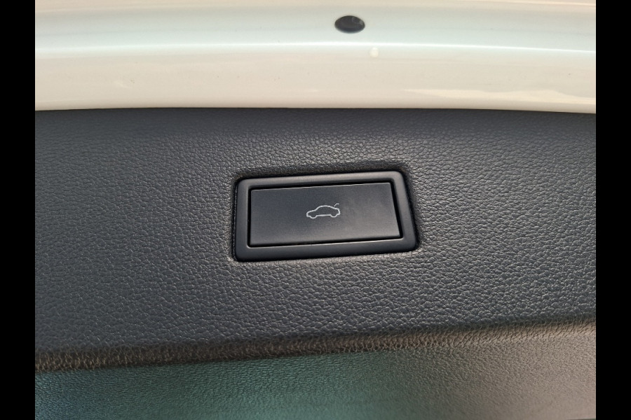 Volkswagen Tiguan 1.4 TSI eHybrid LIFE PHEV * Navigatiesysteem * Parkeercamera * Elektrische achterklep *