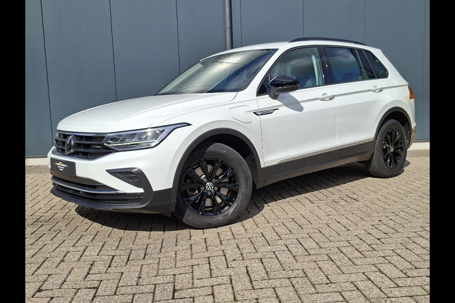 Volkswagen Tiguan 1.4 TSI eHybrid LIFE PHEV * Navigatiesysteem * Parkeercamera * Elektrische achterklep *
