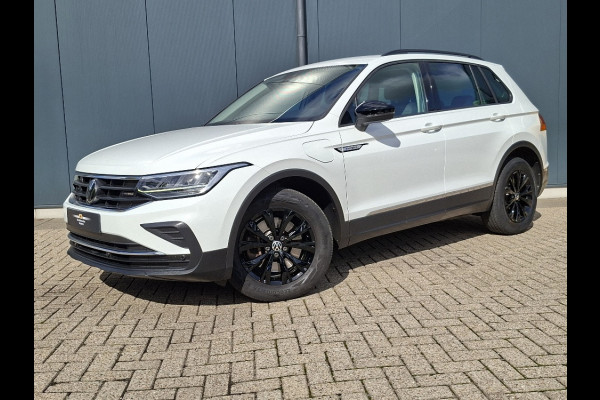 Volkswagen Tiguan 1.4 TSI eHybrid LIFE PHEV * Navigatiesysteem * Parkeercamera * Elektrische achterklep *