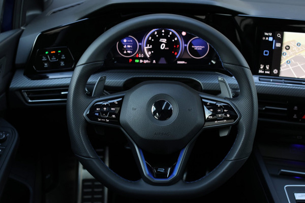 Volkswagen Golf 2.0 TSI R 4Motion *Pano*Akra*DCC*H/K*Leder*Head-Up