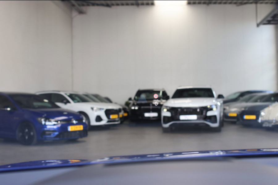 Volkswagen Golf 2.0 TSI R 4Motion *Pano*Akra*DCC*H/K*Leder*Head-Up