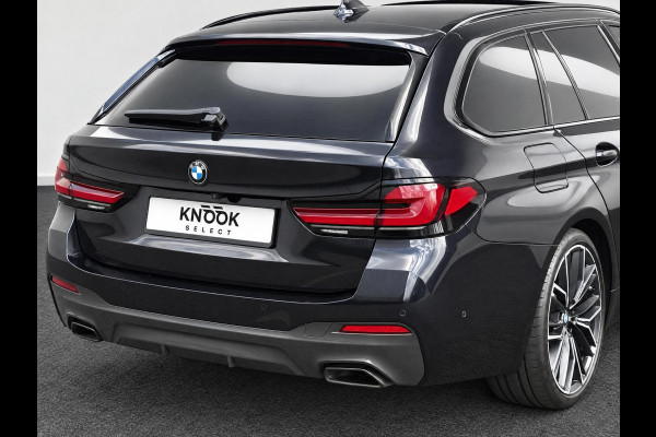 BMW 5 Serie Touring 530d High Executive M Sport Pakket Automaat / Live Cockpit Professional / Head-Up Display / Panoramadak / Laser / Adaptieve Cruise Control / Stoelverwarming / HiFi / 20 Inch / Sportstoelen voor / DAB