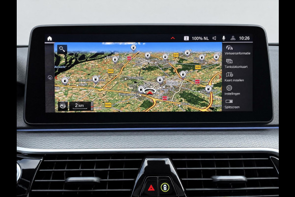 BMW 5 Serie Touring 530d High Executive M Sport Pakket Automaat / Live Cockpit Professional / Head-Up Display / Panoramadak / Laser / Adaptieve Cruise Control / Stoelverwarming / HiFi / 20 Inch / Sportstoelen voor / DAB
