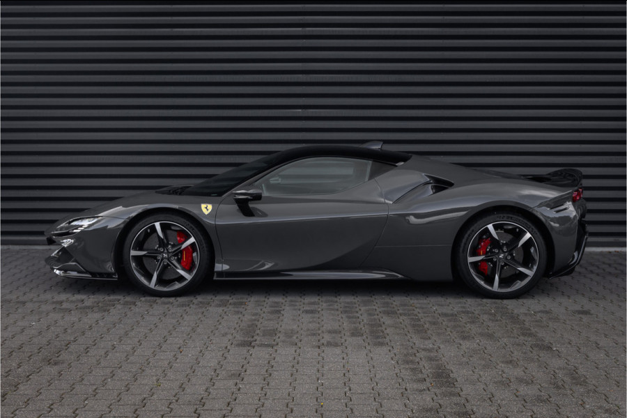 Ferrari SF90 Stradale 4.0 V8 Ext Fiorano Package - 1000 pk