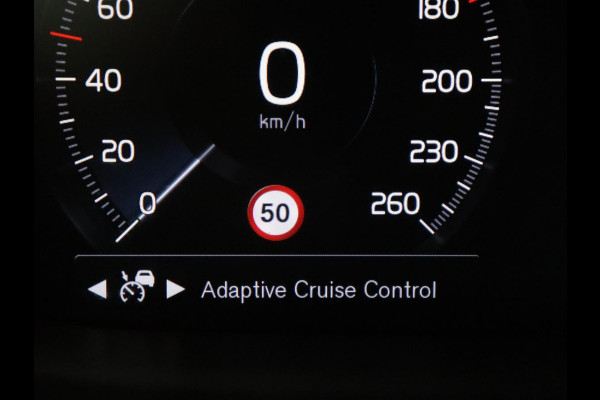 Volvo V90 2.0 B4 R-Design | Panoramadak | Leder | Stuur/stoelverwarming | Trekhaak | harman/kardon | Head-up | Adaptive cruise | 360 camera | Full LED |