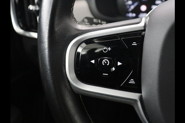 Volvo V90 2.0 B4 R-Design | Panoramadak | Leder | Stuur/stoelverwarming | Trekhaak | harman/kardon | Head-up | Adaptive cruise | 360 camera | Full LED |