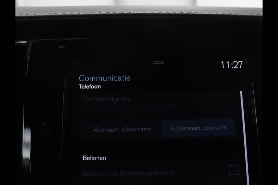 Volvo V90 2.0 B4 R-Design | Panoramadak | Leder | Stuur/stoelverwarming | Trekhaak | harman/kardon | Head-up | Adaptive cruise | 360 camera | Full LED |