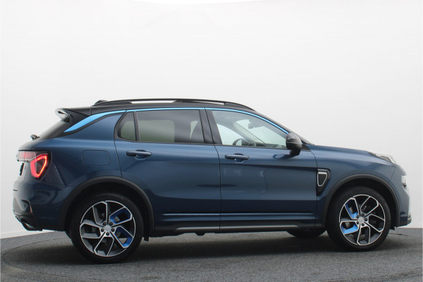 Lynk & Co 01 1.5 Plug-in Hybrid 360° Camera, Panoramadak, Apple Carplay, ACC, Keyless, LED, 20''