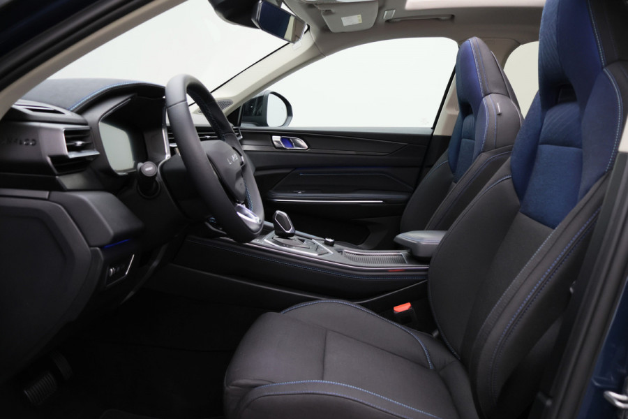 Lynk & Co 01 1.5 Plug-in Hybrid 360° Camera, Panoramadak, Apple Carplay, ACC, Keyless, LED, 20''