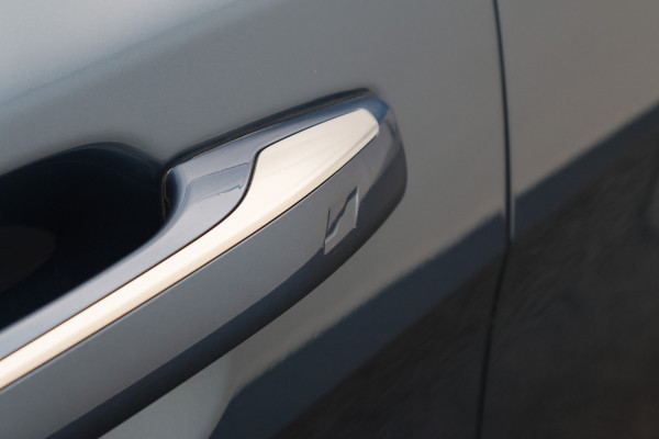 Lynk & Co 01 1.5 Plug-in Hybrid 360° Camera, Panoramadak, Apple Carplay, ACC, Keyless, LED, 20''