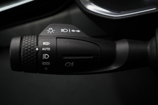 Lynk & Co 01 1.5 Plug-in Hybrid 360° Camera, Panoramadak, Apple Carplay, ACC, Keyless, LED, 20''