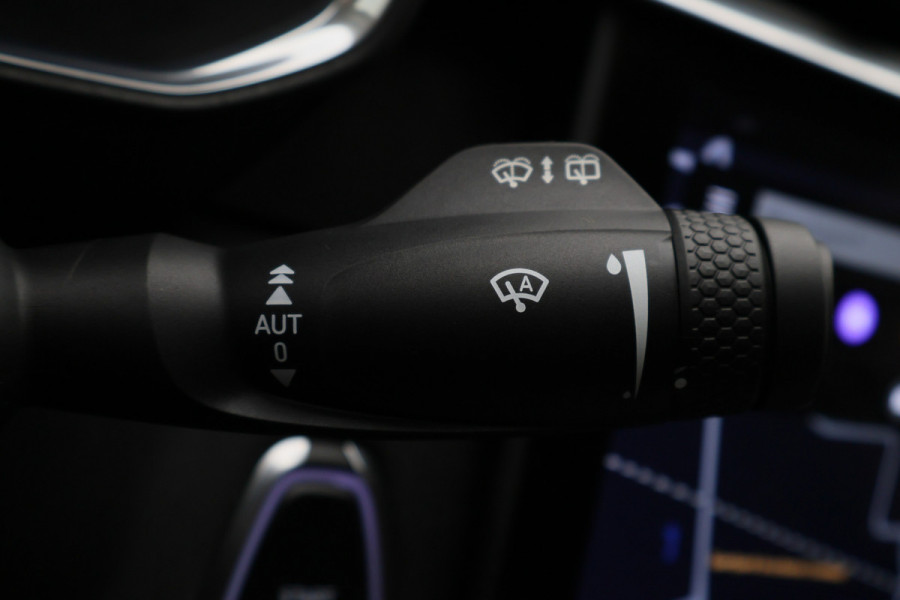 Lynk & Co 01 1.5 Plug-in Hybrid 360° Camera, Panoramadak, Apple Carplay, ACC, Keyless, LED, 20''