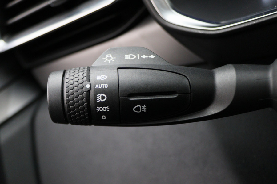 Lynk & Co 01 1.5 Plug-in Hybrid 360° Camera, Panoramadak, Apple Carplay, ACC, Keyless, LED, 20''
