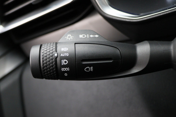 Lynk & Co 01 1.5 Plug-in Hybrid 360° Camera, Panoramadak, Apple Carplay, ACC, Keyless, LED, 20''