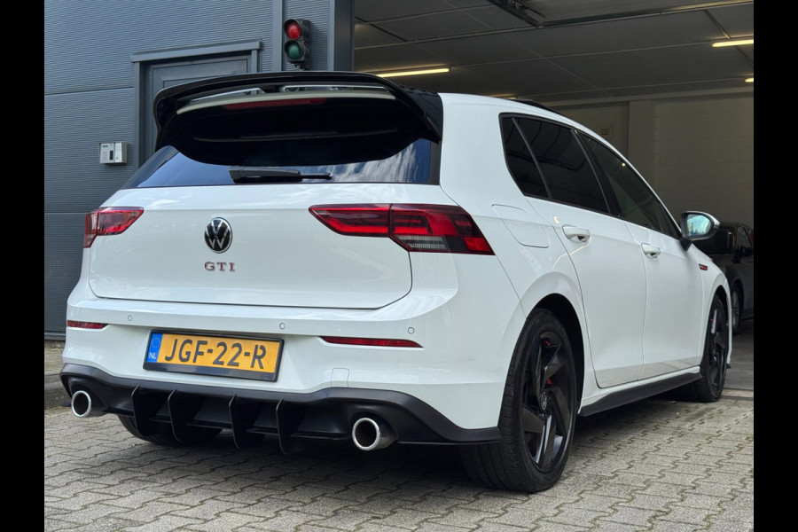 Volkswagen Golf 2.0 TSI GTI / PANO / SFEER / KEYLESS / CARPLAY / FLIPPERS / CLIMATE / ADAPTIEVE CRUISE / DAB+ / PRIVACY GLASS !