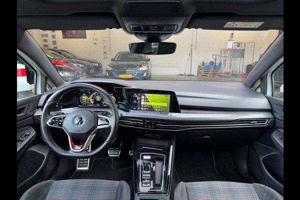 Volkswagen Golf 2.0 TSI GTI / PANO / SFEER / KEYLESS / CARPLAY / FLIPPERS / CLIMATE / ADAPTIEVE CRUISE / DAB+ / PRIVACY GLASS !